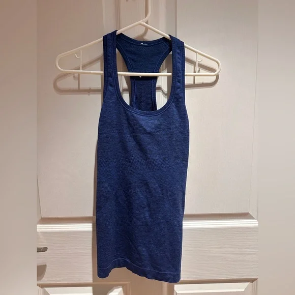 Lululemon Swiftly Tech Racerback (Size 6) - Picture 3 of 4